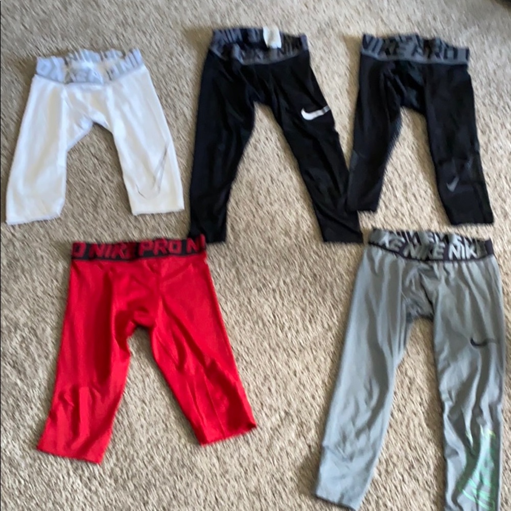 Nike compression tights size small